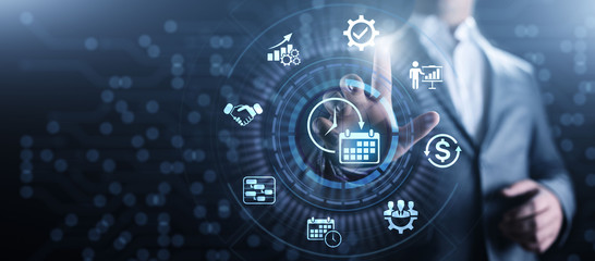 2009年润5月11日15点25分出生的女孩叫什么名字好呢