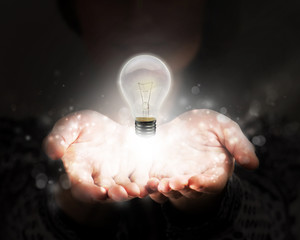 篮球控球后卫主要是练什么？