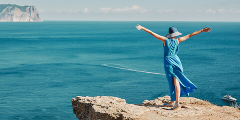 大学生当兵直接成士官嘛？